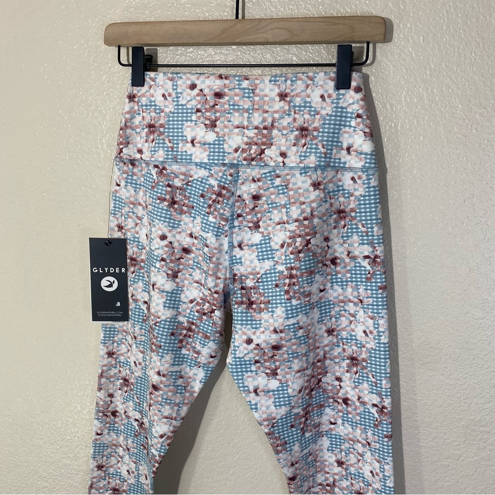 Glyder NWT Leggings in FLORAL PLAID, Size Small - Picture 8 of 8